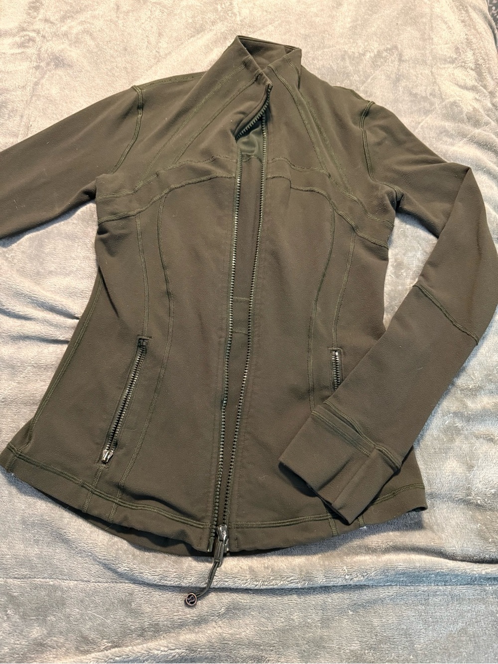 Lulu lemon define jacket in green